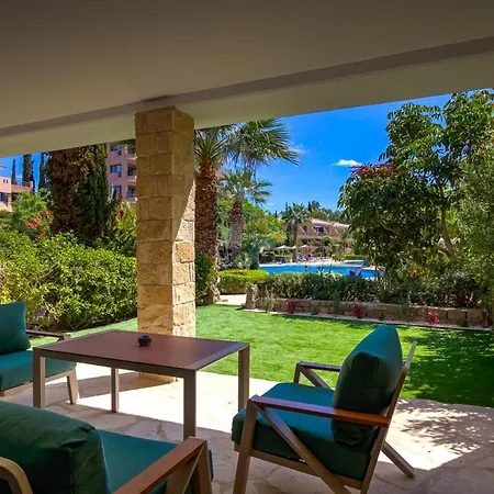 Aphrodite Gardens - Pool View Garden * Paphos